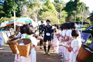 BIB: 2434
                            <button type="button" onclick="openModal(19048107)" class="btn btn-primary btn-sm float-right btn-popup" data-toggle="modal" data-target=".modal-high-quality">
                        <i class="fas fa-shopping-cart"></i> Add to Cart
                    </button>
                                            <button type="button" onclick="isThisMe(19048107, true)" class="btn btn-success btn-sm float-right btn-popup btn-isme hidden" data-toggle="tooltip" data-placement="bottom" title="นี่คือรูปของคุณใช่ไหม คลิกที่นี่เพื่อเอาเข้าอัลบั้ม">
                        <i class="fas fa-plus"></i> Add to album
                    </button>
                    <button type="button" onclick="isThisMe(19048107, false)" class="btn btn-warning btn-sm float-right btn-popup btn-isnotme hidden">
                        <i class="fas fa-ban"></i> Remove from album
                    </button>